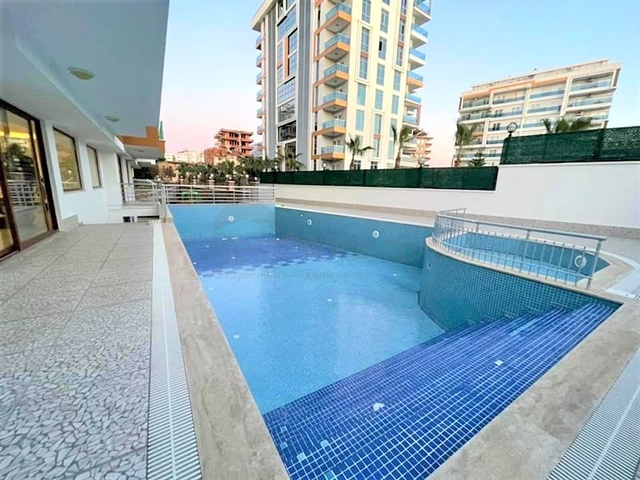 Просторная квартира 1+1 в Тосмуре