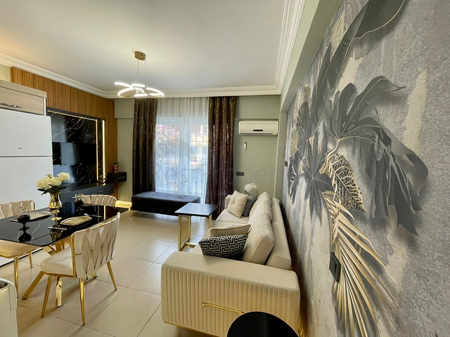 Стильная трехкомнатная квартира в европейском районе Оба