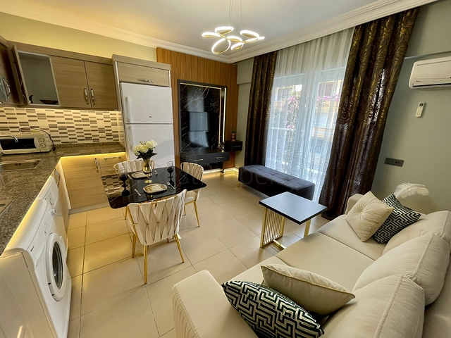 Стильная трехкомнатная квартира в европейском районе Оба