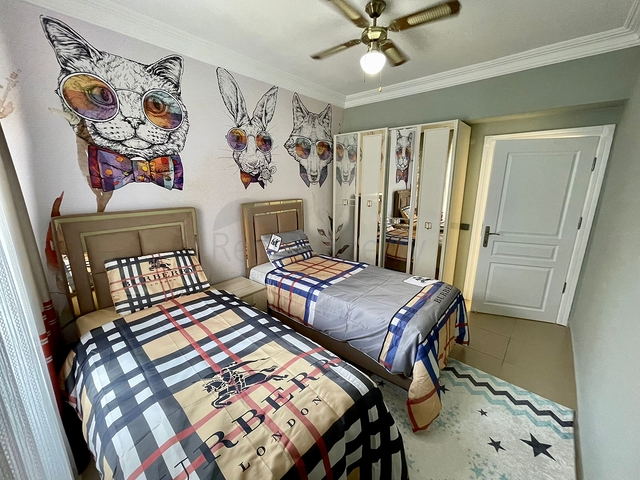 Стильная трехкомнатная квартира в европейском районе Оба