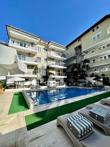 Стильная трехкомнатная квартира в европейском районе Оба