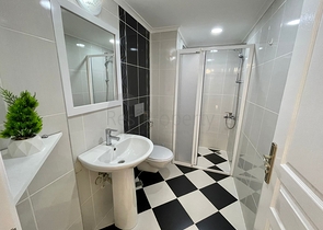 Стильная трехкомнатная квартира в европейском районе Оба