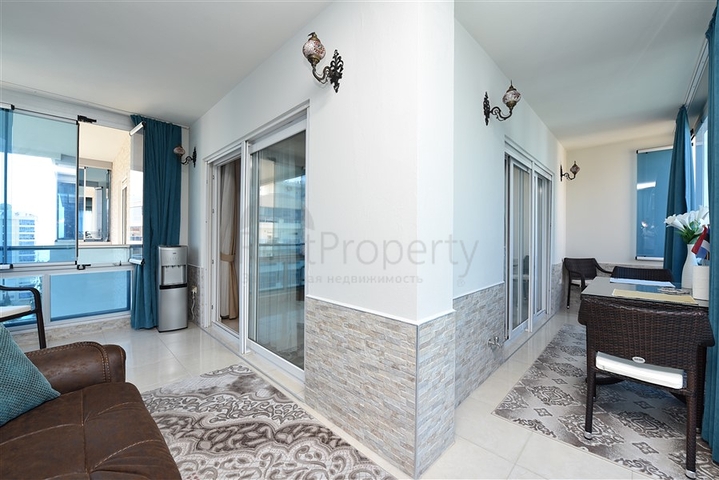 Пентхаус планировкой 3+1 в районе Махмутлар