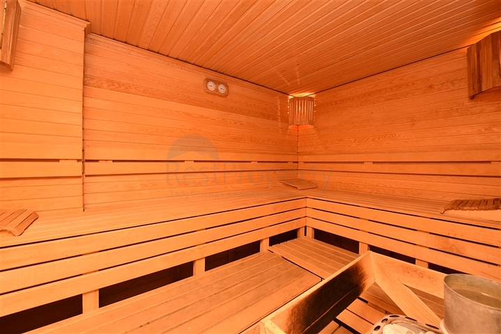 Пентхаус планировкой 3+1 в районе Махмутлар