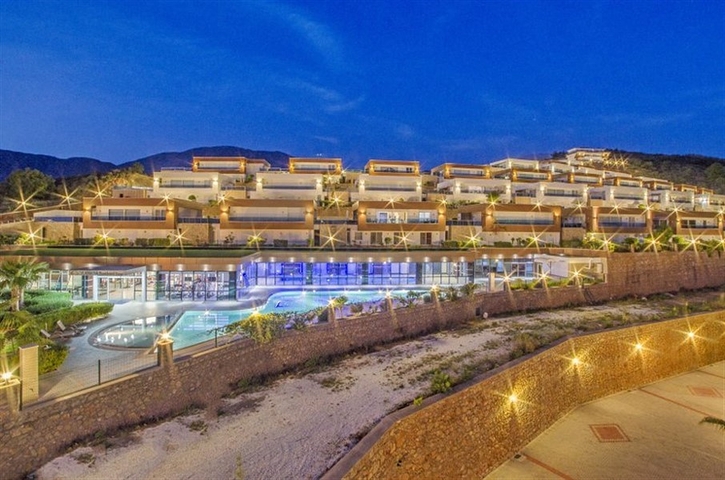 Роскошная вилла 3+1 в районе Каргыджак