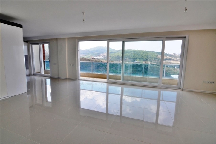 Роскошная вилла 3+1 в районе Каргыджак