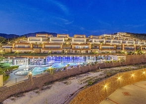 Роскошная вилла 3+1 в районе Каргыджак