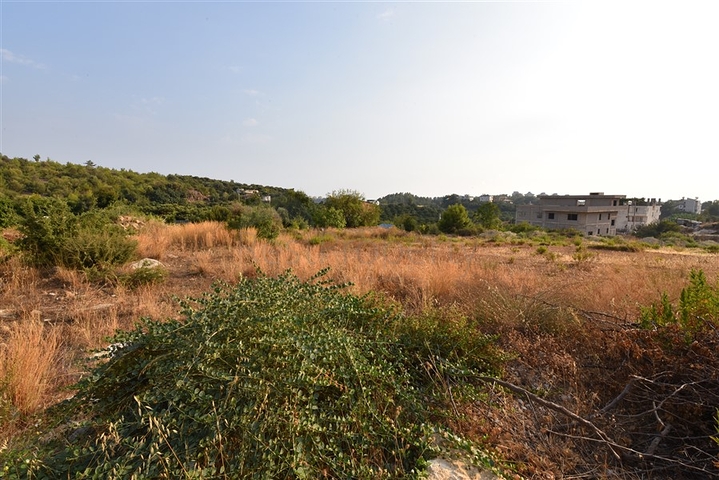 Инвестиционный участок земли в район Оба под строительство!