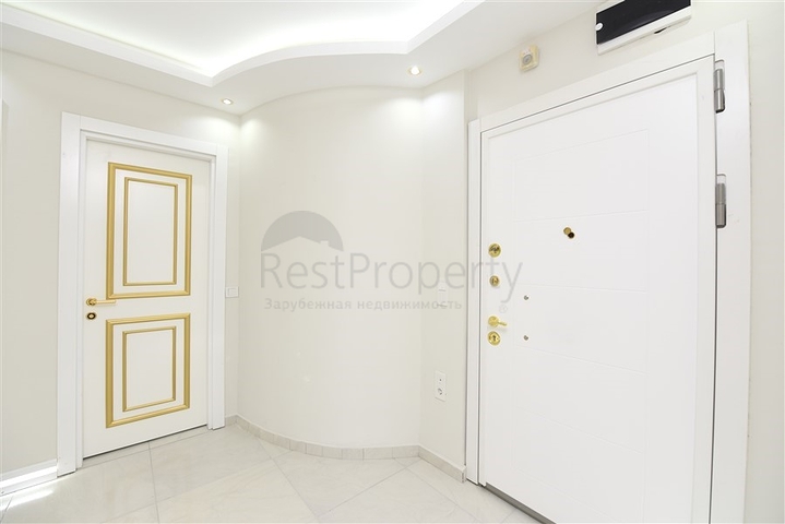 Пентхаус с панорамным видом в центре Алании 