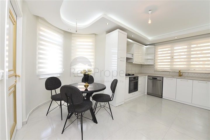 Пентхаус с панорамным видом в центре Алании 