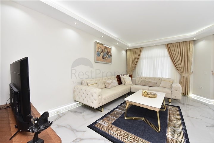 Пентхаус с панорамным видом в центре Алании 