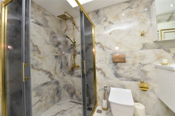 Пентхаус с панорамным видом в центре Алании 