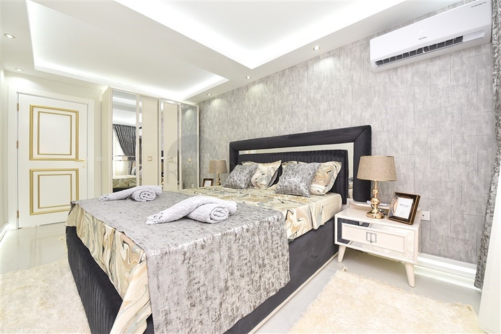 Пентхаус с панорамным видом в центре Алании 