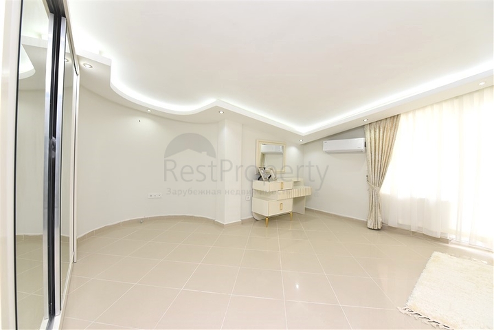 Пентхаус с панорамным видом в центре Алании 