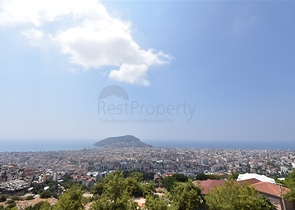 Пентхаус с панорамным видом в центре Алании 