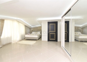 Пентхаус с панорамным видом в центре Алании 