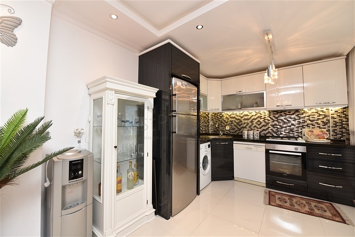 Апартаменты 1+1 в районе Оба с минимальным айдатом