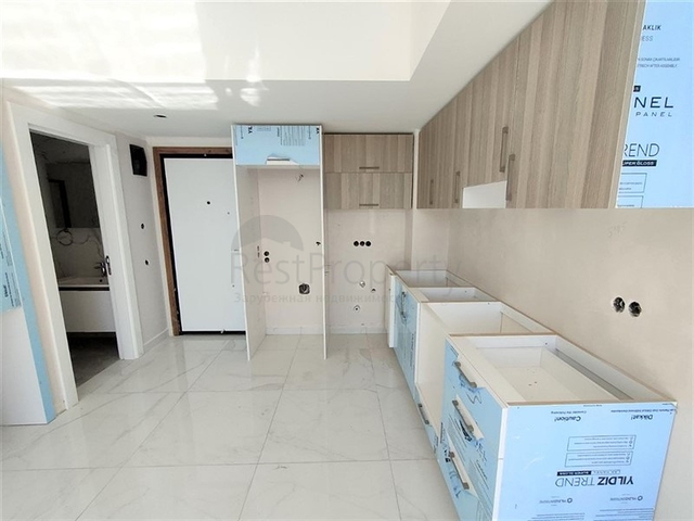 Просторная квартира в новом комплексе района Клеопатра