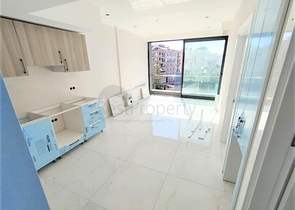 Просторная квартира в новом комплексе района Клеопатра