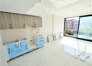 Просторная квартира в новом комплексе района Клеопатра