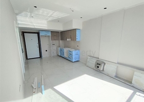 Просторная квартира в новом комплексе района Клеопатра