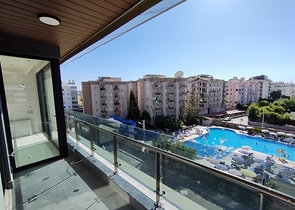 Просторная квартира в новом комплексе района Клеопатра