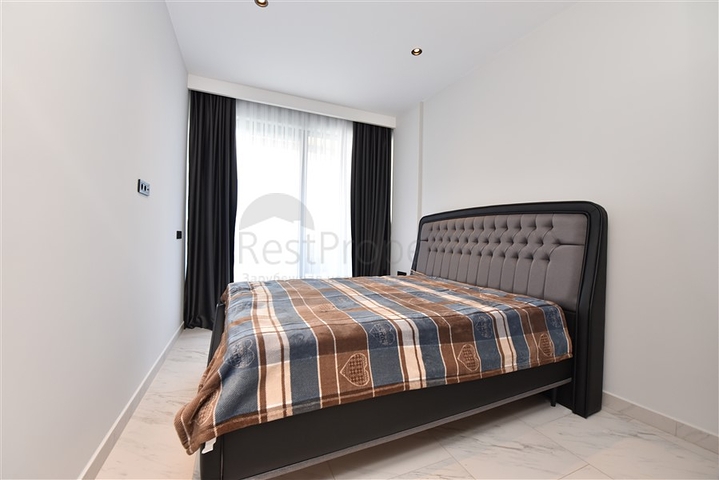 Двухкомнатная квартира на первой линии в Каргыджаке