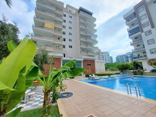 Просторная квартира 1+1 в Махмутларе