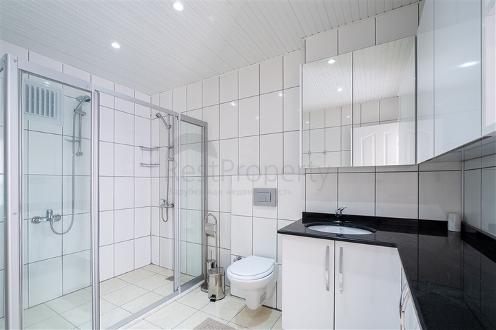 Пятикомнатный пентхаус в районе Оба