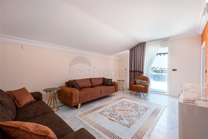 Пятикомнатный пентхаус в районе Оба