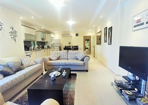 Просторная квартира планировкой 3+1 в районе Тосмур