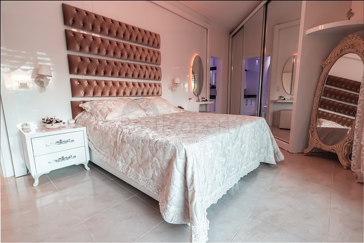 Трехкомнатная квартира в Махмутлар