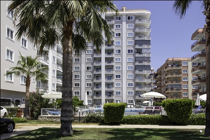 Просторная квартира 2+1 в Махмутларе на берегу моря Просторная квартира 2+1 в Махмутларе на берегу моря