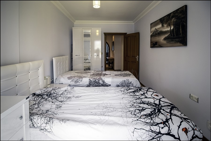 Просторная квартира 2+1 в Махмутларе на берегу моря Просторная квартира 2+1 в Махмутларе на берегу моря