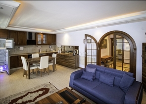 Просторная квартира 2+1 в Махмутларе на берегу моря Просторная квартира 2+1 в Махмутларе на берегу моря