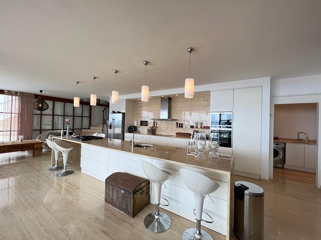 Частная вилла 5+2 в одном из самых элитных комплексов вилл в Алании