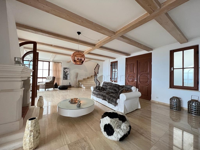 Частная вилла 5+2 в одном из самых элитных комплексов вилл в Алании