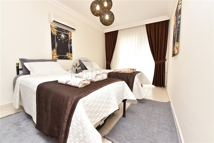 Трехкомнатная квартира с мебелью в районе Джикджилли