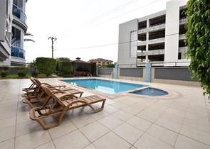 Трехкомнатная квартира с мебелью в районе Джикджилли