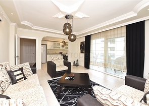 Трехкомнатная квартира с мебелью в районе Джикджилли