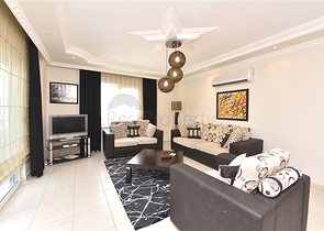 Трехкомнатная квартира с мебелью в районе Джикджилли