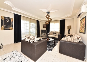 Трехкомнатная квартира с мебелью в районе Джикджилли