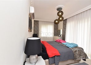 Трехкомнатная квартира с мебелью в районе Джикджилли