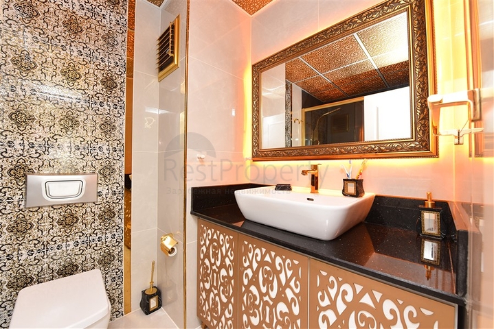 Квартира 3+1 рядом с морем в центре Алании