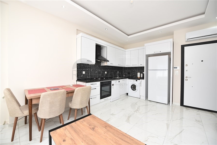 Двухкомнатная квартира в новом доме в 250 метрах от Средиземного моря