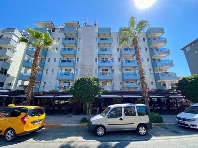 Трехкомнатная квартира в районе Клеопатра 