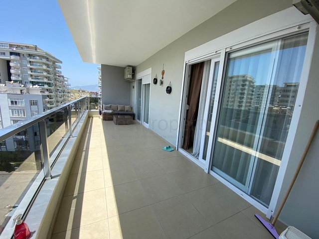 Двухкомнатная квартира в районе Махмутлар