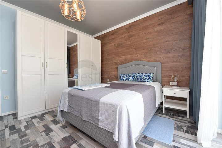 Меблированный пентхаус планировкой 2+1 в Обе