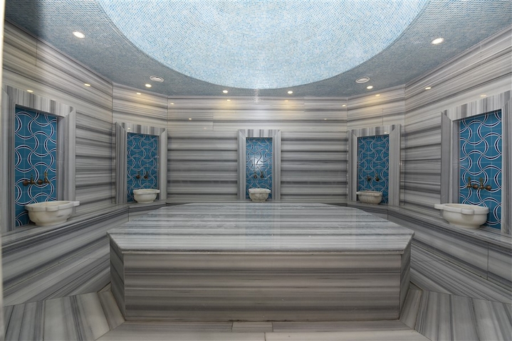 Меблированный пентхаус планировкой 2+1 в Обе