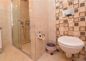 Меблированный пентхаус планировкой 2+1 в Обе